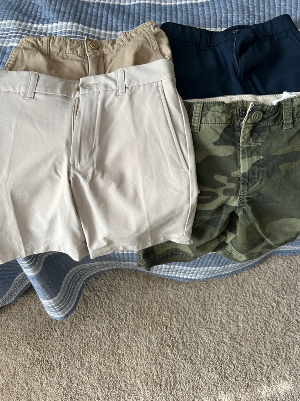 Shorts lot-Gap and Hogan Kids -4 pairs-size 8
